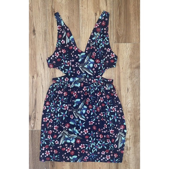 Zara Trafaluc Collection TRF Mini Dress Floral Cutouts Size M - Picture 1 of 5